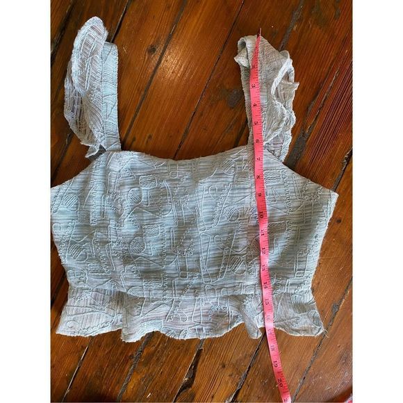 J.O.A. Green Blue Ruffled Embroidered Cropped Tank Top Shirt Sz Small, MSRP $62 - Picture 5 of 6